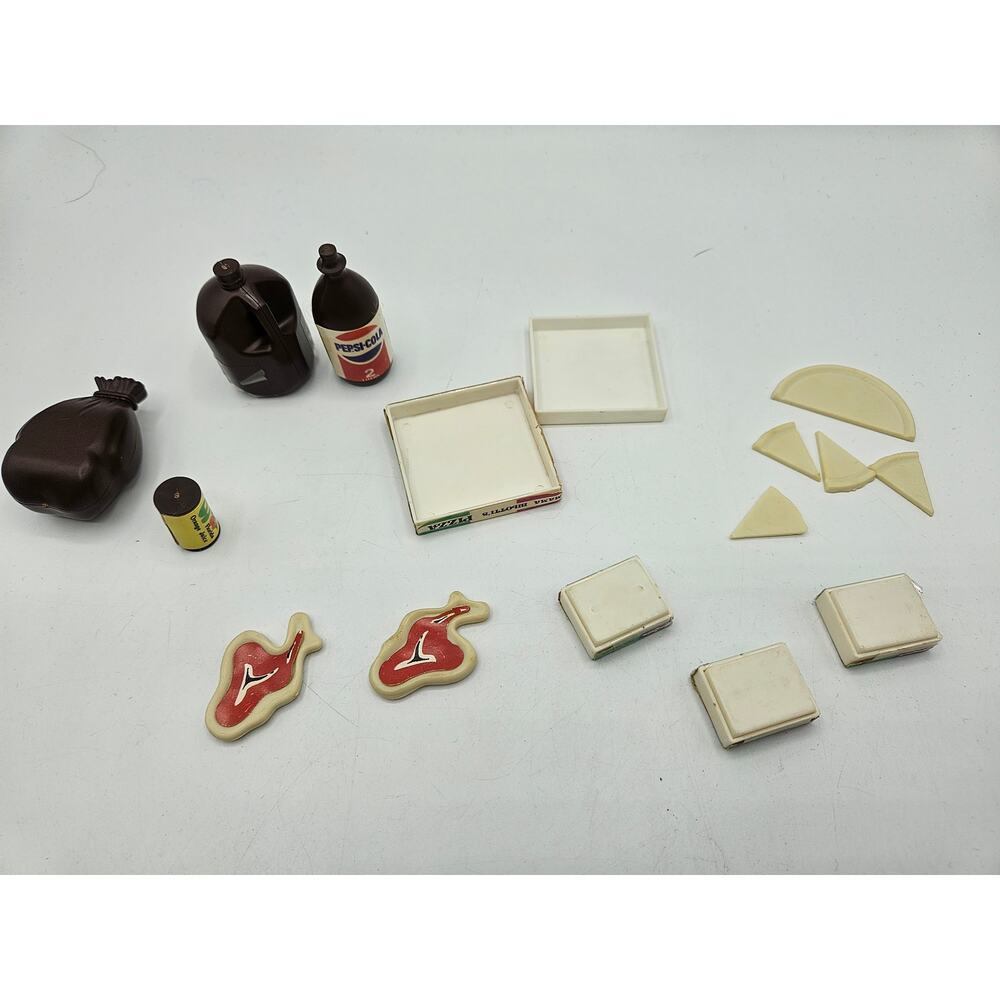 Vintage Lot Marx Sindy Accessories Food Drink Pizza Forzen Food Meat Cans - Picture 4 of 12